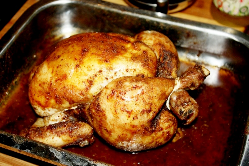 pieczony kurczak w przyprawach korzennych 